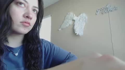 Snapshot of girlnextdoor702 chatting on 02/03/26, 05:18 Jasmine online show from 02/03/26, 05:18