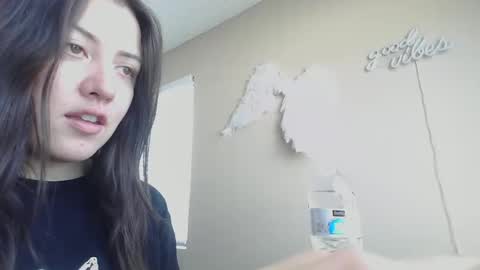 Jasmine online show from 03/22/26, 09:29