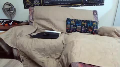 Snapshot of girlnextdoorporno chatting on 02/02/25, 08:24 Iri online show from 02/02/25, 08:24