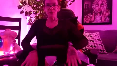 girls227445638252 online show from 05/28/26, 06:00
