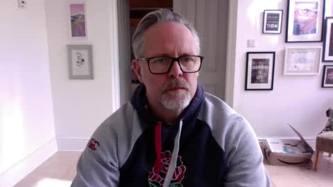 girlsandbikes online show from 04/02/26, 10:57