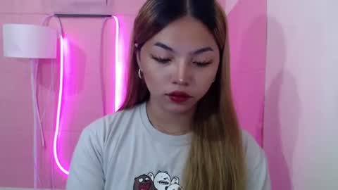 Rhaine online show from 03/02/25, 01:36