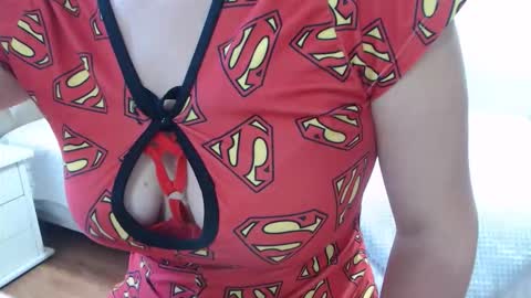 Victoria online show from 12/03/25, 12:47