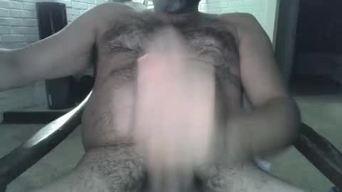 Snapshot of girthyhunguy chatting on 12/06/24, 11:54 girthyhunguy online show from 12/06/24, 11:54