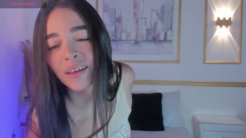 Snapshot of gise_morin chatting on 03/24/26, 02:05 G I S E online show from 03/24/26, 02:05