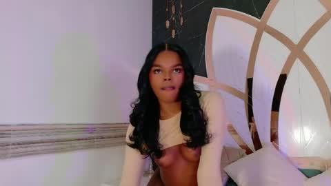 gisela_valencia online show from 04/28/26, 06:07