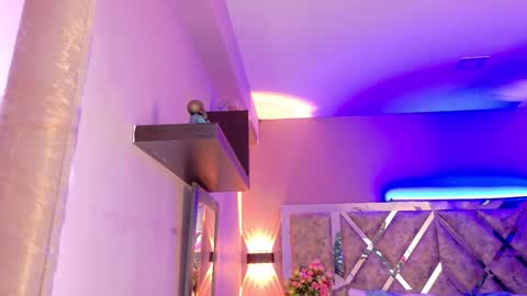     online show from 10/24/25, 10:33