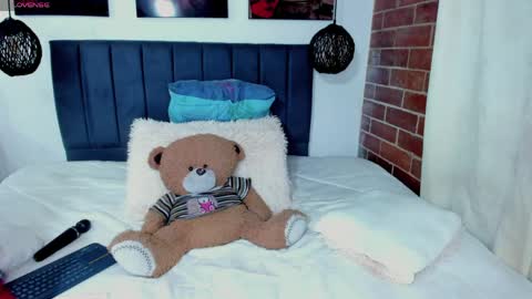  Kylie  online show from 04/07/26, 04:02