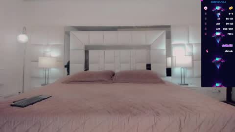 Gisel online show from 03/09/25, 01:46