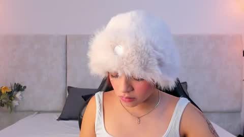 Giselle  online show from 02/20/26, 07:36