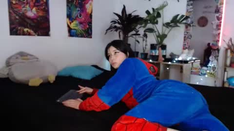 Snapshot of give_me_orgasms chatting on 12/04/24, 07:23 Nice to meet you my name is Heyli  online show from 12/04/24, 07:23