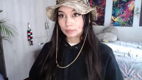 Snapshot of give_me_orgasms chatting on 12/31/24, 08:45 Nice to meet you my name is Heyli  online show from 12/31/24, 08:45