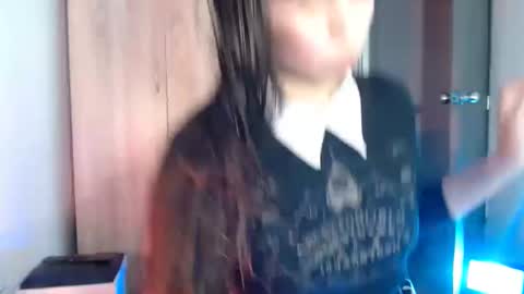 Snapshot of give_me_orgasms chatting on 09/23/25, 07:11 Nice to meet you my name is Heyli  online show from 09/23/25, 07:11