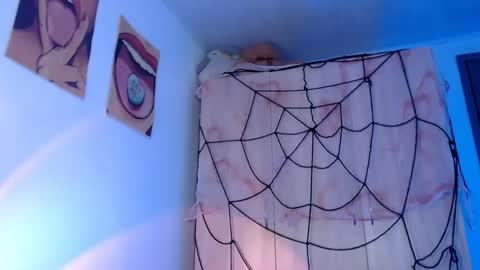 Snapshot of give_me_orgasms chatting on 10/11/25, 02:44 Nice to meet you my name is Heyli  online show from 10/11/25, 02:44