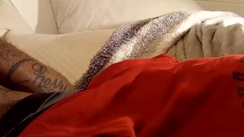 Snapshot of givemesomethinggood69 chatting on 01/27/25, 05:37 givemesomethinggood69 online show from 01/27/25, 05:37