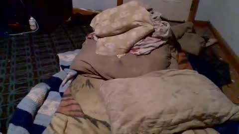 Snapshot of givr6inches chatting on 02/05/25, 10:08 e-Bizl online show from 02/05/25, 10:08