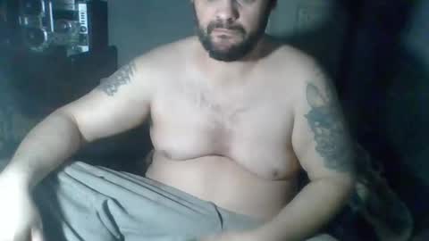 Snapshot of givr6inches chatting on 03/07/25, 12:04 e-Bizl online show from 03/07/25, 12:04