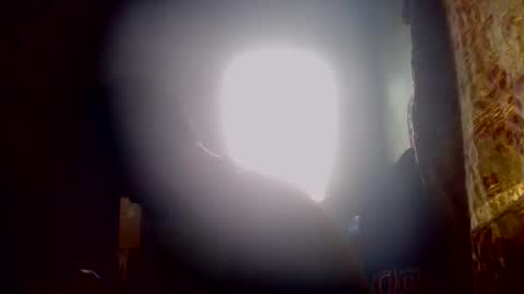 Snapshot of givr6inches chatting on 10/31/25, 08:43 e-Bizl online show from 10/31/25, 08:43