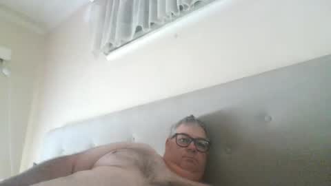 bi Gixxer online show from 04/29/26, 10:05