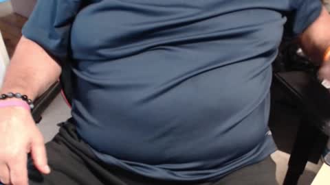 Snapshot of gizmo706 chatting on 10/23/25, 05:12 gizmo706 online show from 10/23/25, 05:12