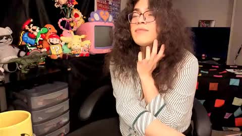 glaceon9 online show from 10/27/25, 10:25