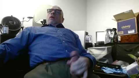 Snapshot of glaikind925958 chatting on 04/08/26, 03:06 glaikind925958 online show from 04/08/26, 03:06
