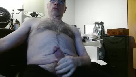 Snapshot of glaikind925958 chatting on 05/10/26, 03:12 glaikind925958 online show from 05/10/26, 03:12