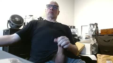 Snapshot of glaikind925958 chatting on 05/17/26, 03:15 glaikind925958 online show from 05/17/26, 03:15
