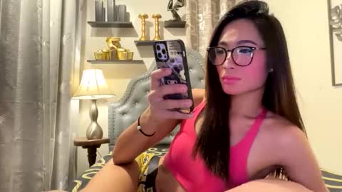 Snapshot of gleiahong chatting on 05/27/26, 12:24 gleiahong online show from 05/27/26, 12:24
