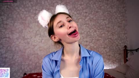 Snapshot of glennabardy chatting on 12/24/24, 04:08 Sandra online show from 12/24/24, 04:08