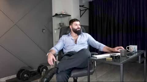 Matthew .. for short call me Matt online show from 12/28/24, 02:43