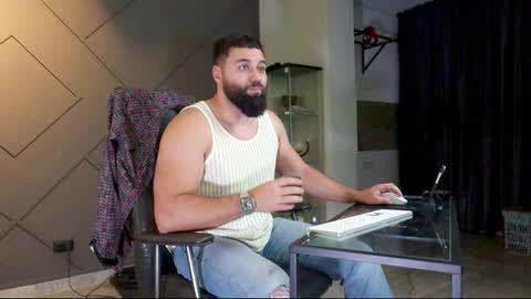 Matthew .. for short call me Matt online show from 01/17/25, 02:08