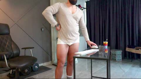 Matthew .. for short call me Matt online show from 01/19/25, 07:15