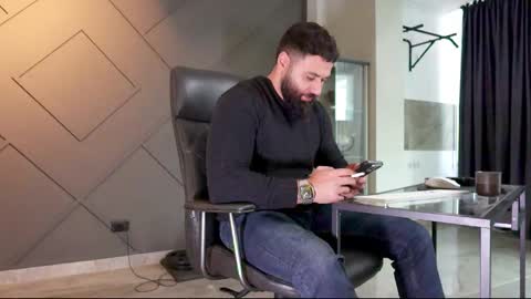 Matthew .. for short call me Matt online show from 02/10/25, 10:53