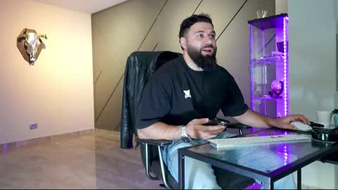 Matthew .. for short call me Matt online show from 03/12/25, 09:55