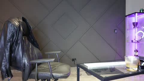 Snapshot of glennmasters chatting on 05/05/26, 01:24 Matthew .. for short call me Matt online show from 05/05/26, 01:24