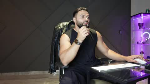 Snapshot of glennmasters chatting on 05/15/26, 09:00 Matthew .. for short call me Matt online show from 05/15/26, 09:00