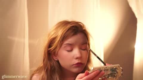 Snapshot of glimmerwave chatting on 02/20/26, 07:58 Gracia online show from 02/20/26, 07:58