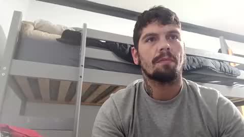 Snapshot of glitch117485 chatting on 11/14/25, 11:57 glitch117485 online show from 11/14/25, 11:57