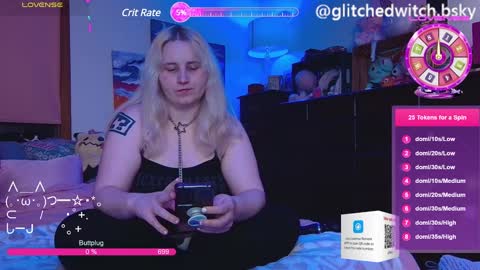 Snapshot of glitchwitch chatting on 02/07/25, 12:09 Glitch online show from 02/07/25, 12:09