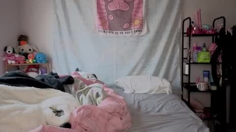 Glitch online show from 01/08/26, 03:03