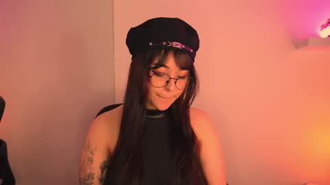 Mimi online show from 02/07/26, 08:45