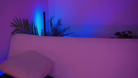 Mimi online show from 03/13/26, 09:21