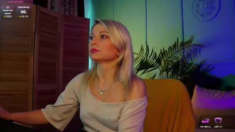 Gloria online show from 09/09/25, 10:59