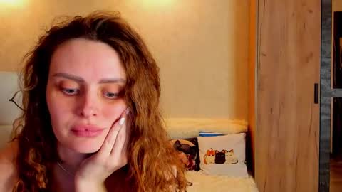 Gloria Wood online show from 02/19/25, 08:20