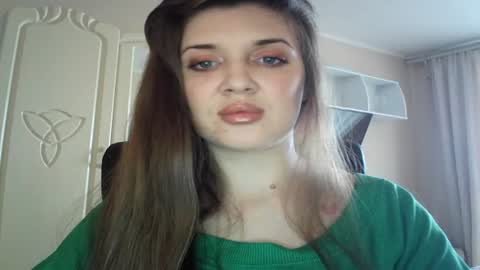 Snapshot of gloriashine chatting on 03/10/25, 09:21 gloriashine online show from 03/10/25, 09:21