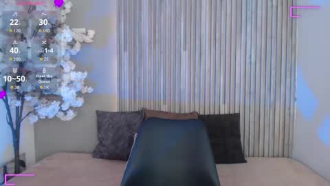 glory_girl online show from 11/19/25, 03:01