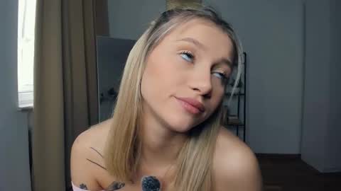 Cherry online show from 10/16/25, 07:20