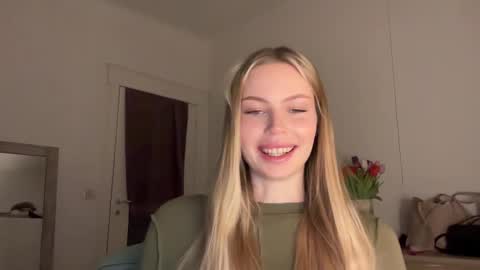 glow_angel online show from 01/28/25, 09:29