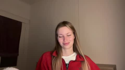 glow_angel online show from 02/25/25, 08:09